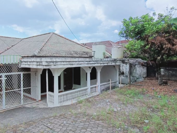 DIJUAL RUMAH DENGAN TANAH LUAS DEKAT RSUD SITI FATIMAH SUKABANGUN PALEMBANG