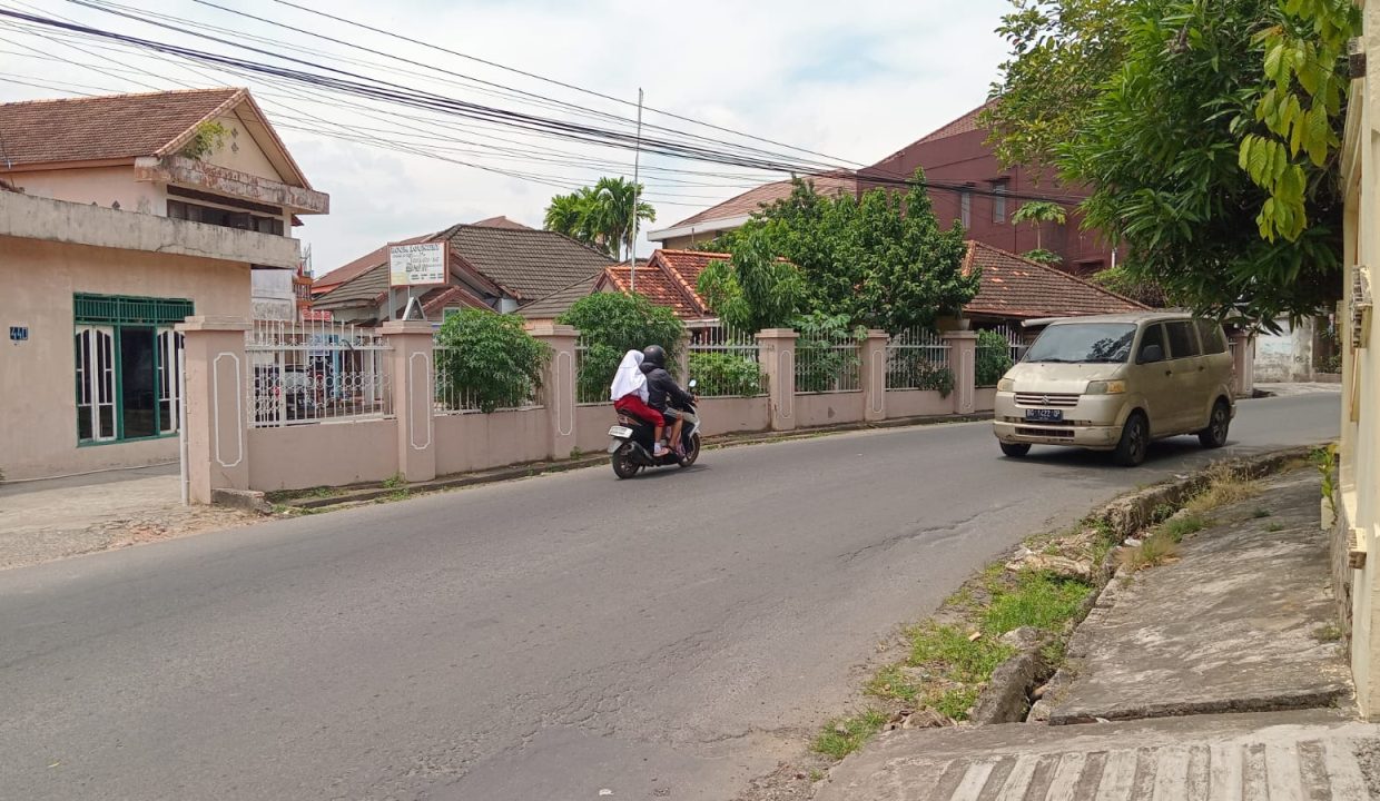 DIJUAL TANAH BONUS 6 RUMAH MAKRAYU PALEMBANG (3)