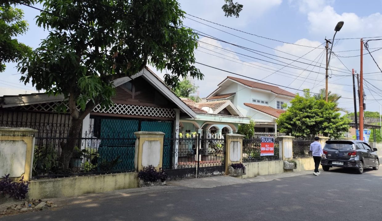DIJUAL RUMAH JALAN SINTRAMAN JAYA SEKIP UJUNG PALEMBANG (1)
