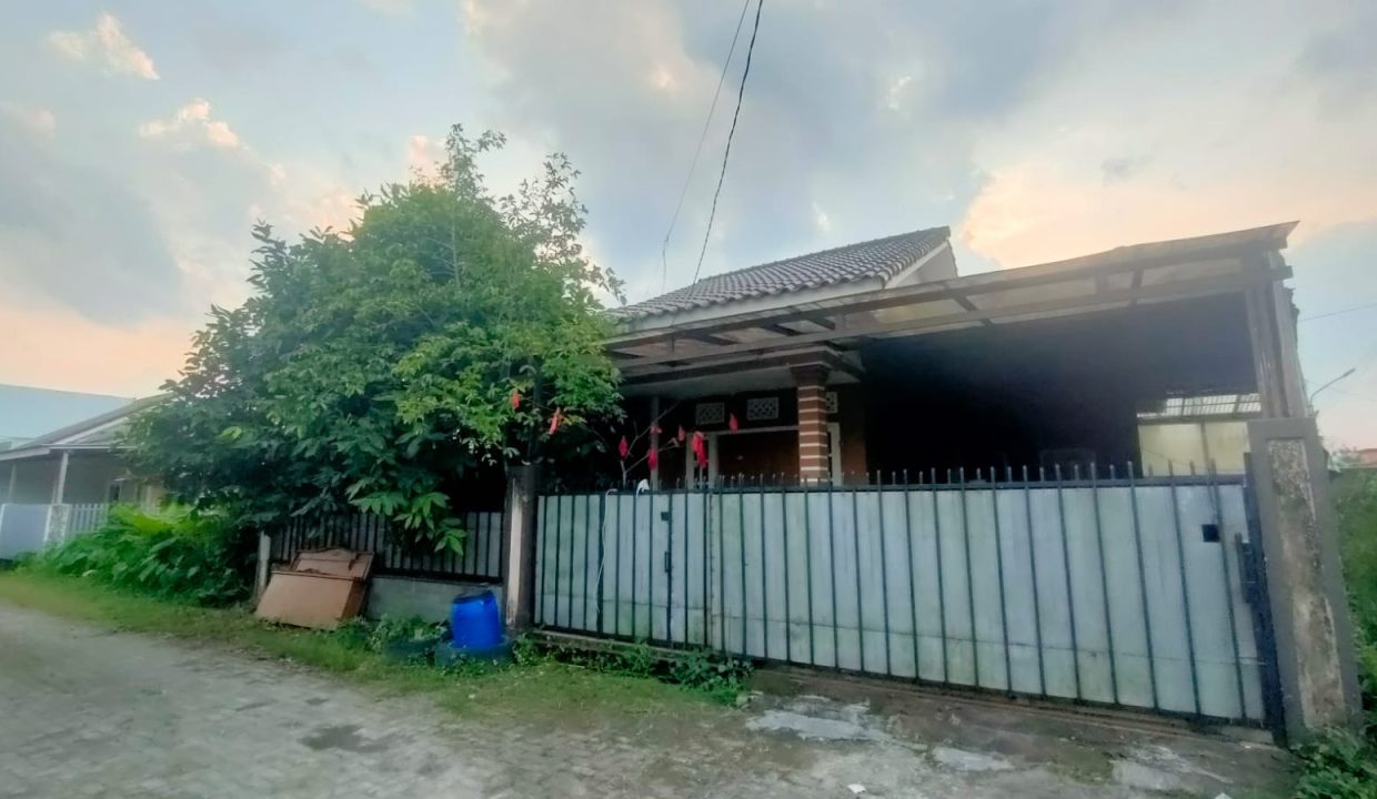 DIJUAL RUMAH KOMPLEK GRIYA KITA RESIDENCE SOEKARNO HATTA PALEMBANG (0,7)