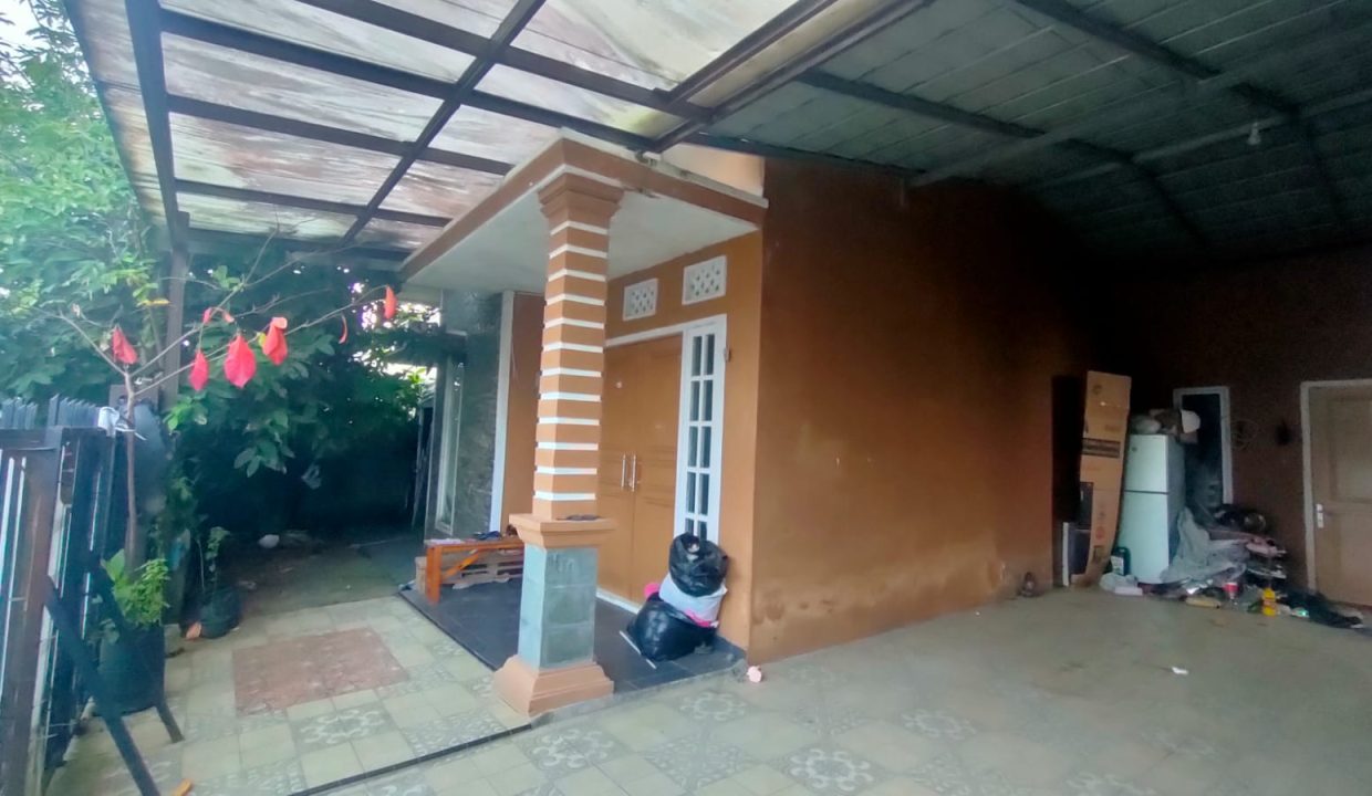 DIJUAL RUMAH KOMPLEK GRIYA KITA RESIDENCE SOEKARNO HATTA PALEMBANG (1,8)