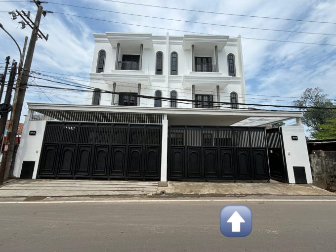 DIJUAL RUMAH MEWAH TAMAN KENTEN PALEMBANG – Rumah Baru Full Granit!