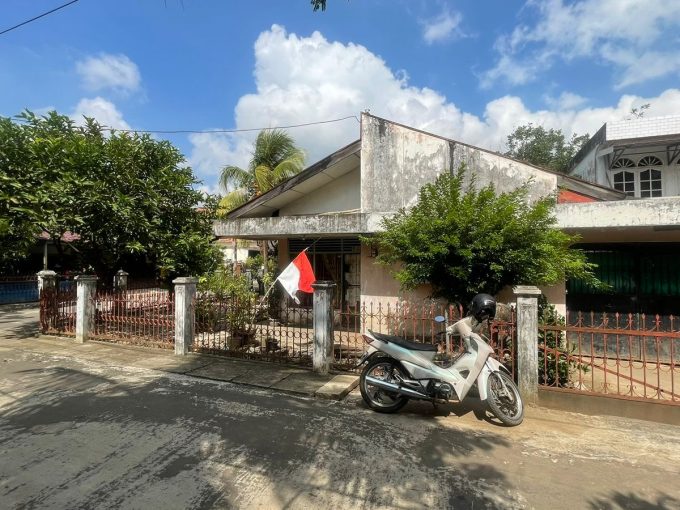 DIJUAL TANAH PLUS RUMAH JALAN SERUNI POLIGON LAMA PALEMBANG