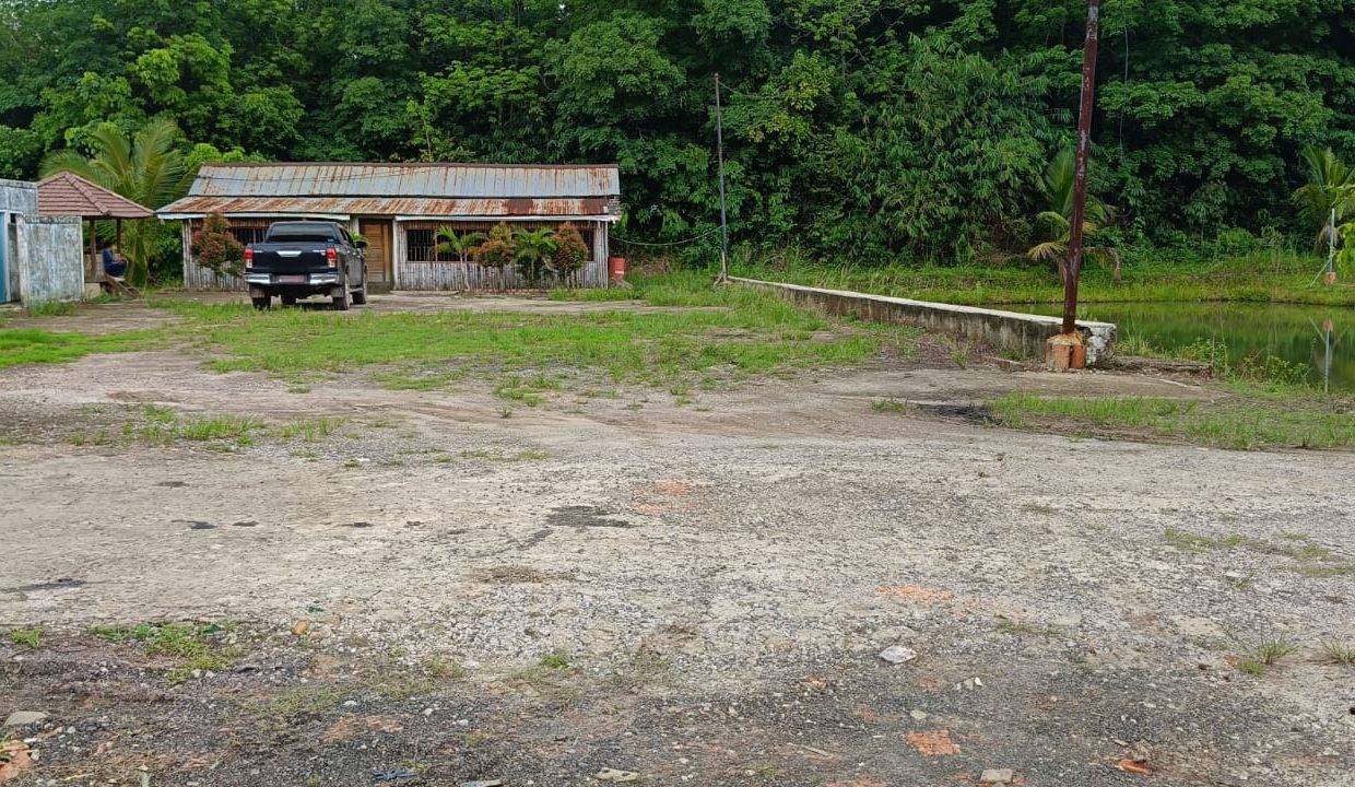 DIJUAL GEDUNG KOMERSIAL PANGKALAN BENTENG BANYUASIN (11)