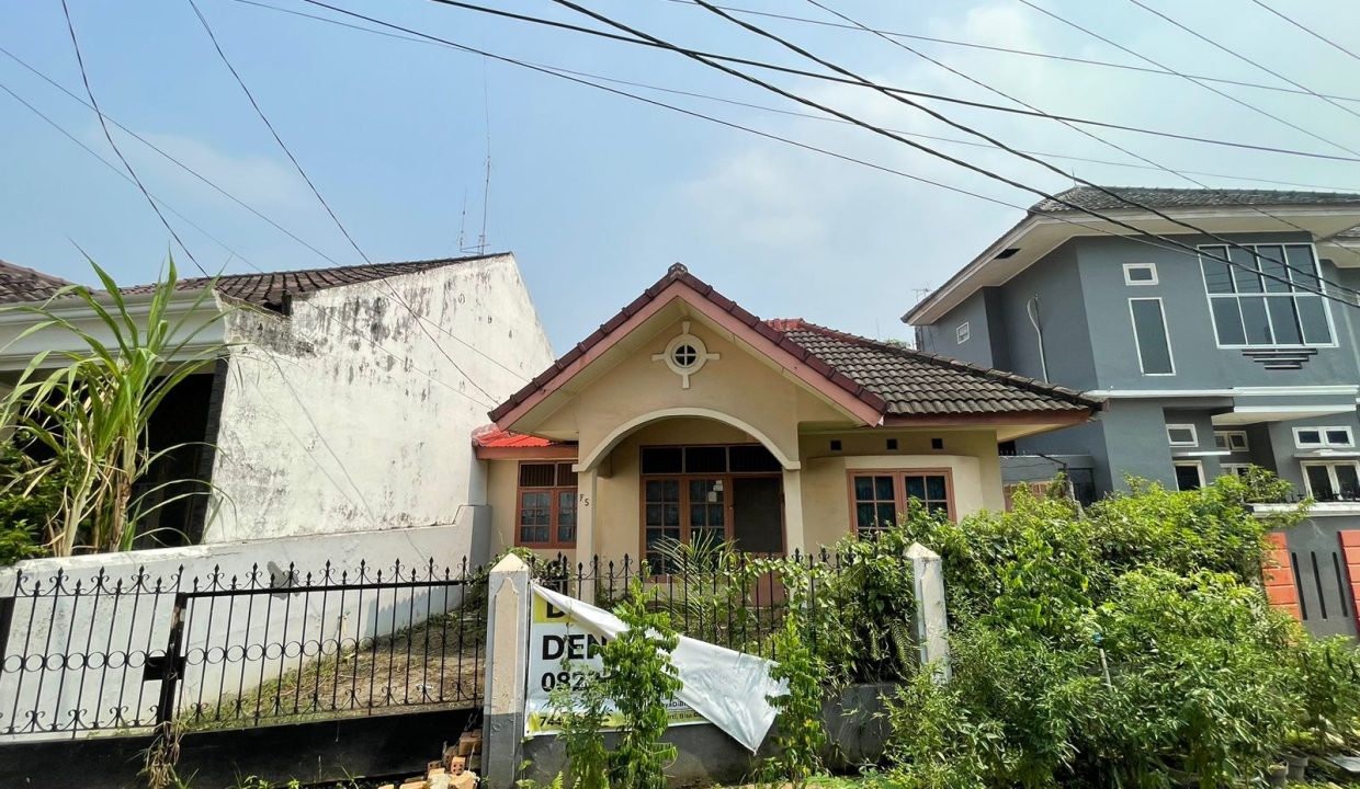 DIJUAL RUMAH KOMPLEK DUTA TAMAN KENTEN PALEMBANG (1)