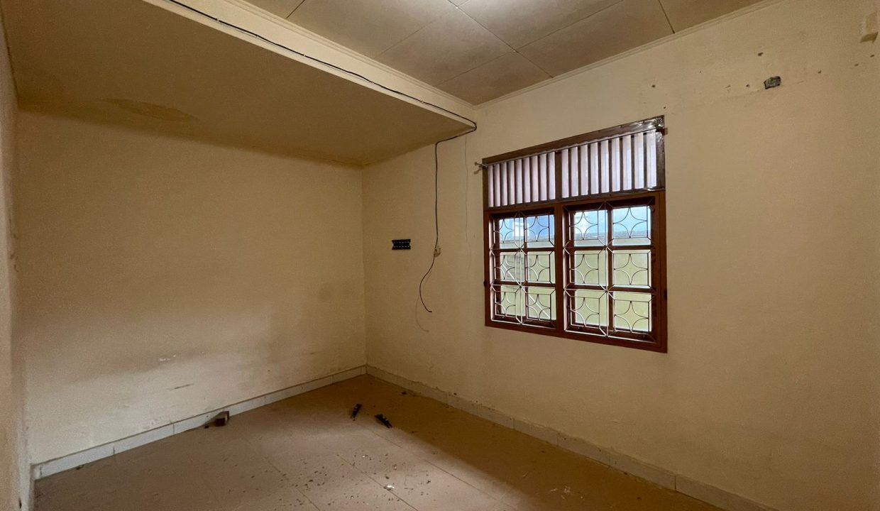 DIJUAL RUMAH KOMPLEK DUTA TAMAN KENTEN PALEMBANG (5)