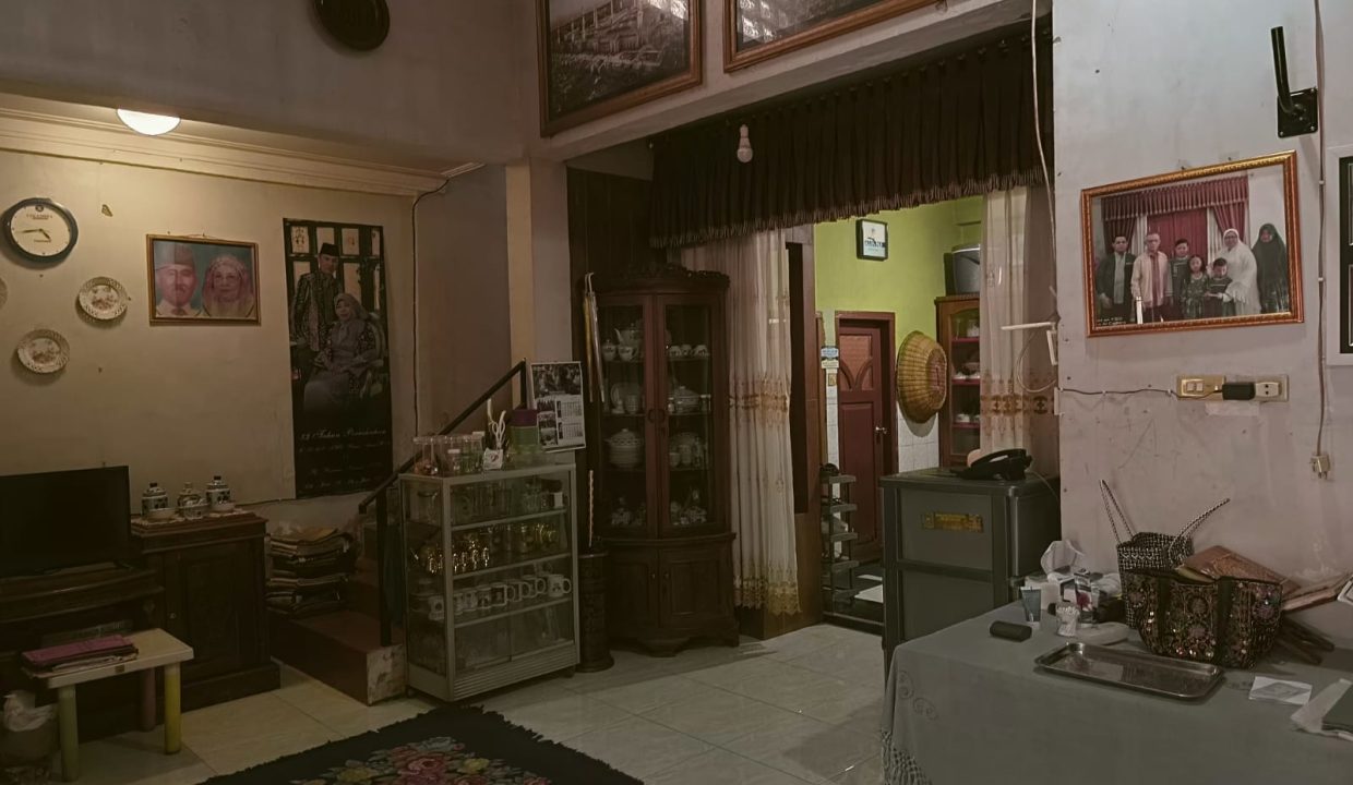 DIJUAL RUMAH KOMPLEK VILLA ANGKASA PERMAI KM 9 PALEMBANG (2,5)