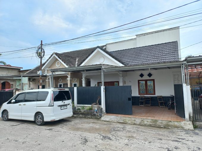DIJUAL RUMAH KOMPLEK VILLA ARAFURU PUSRI PALEMBANG (1)