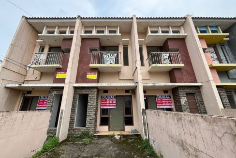 DIJUAL 2 TOWNHOUSE KEMANG MANIS PALEMBANG (1)