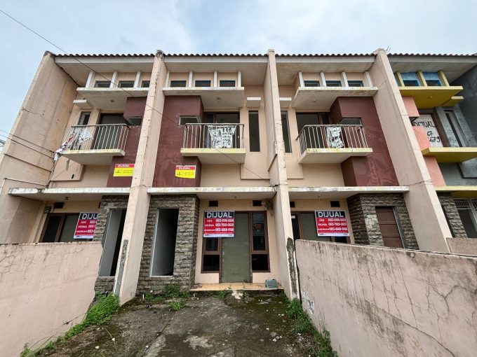 DIJUAL 2 TOWNHOUSE KEMANG MANIS PALEMBANG (1)