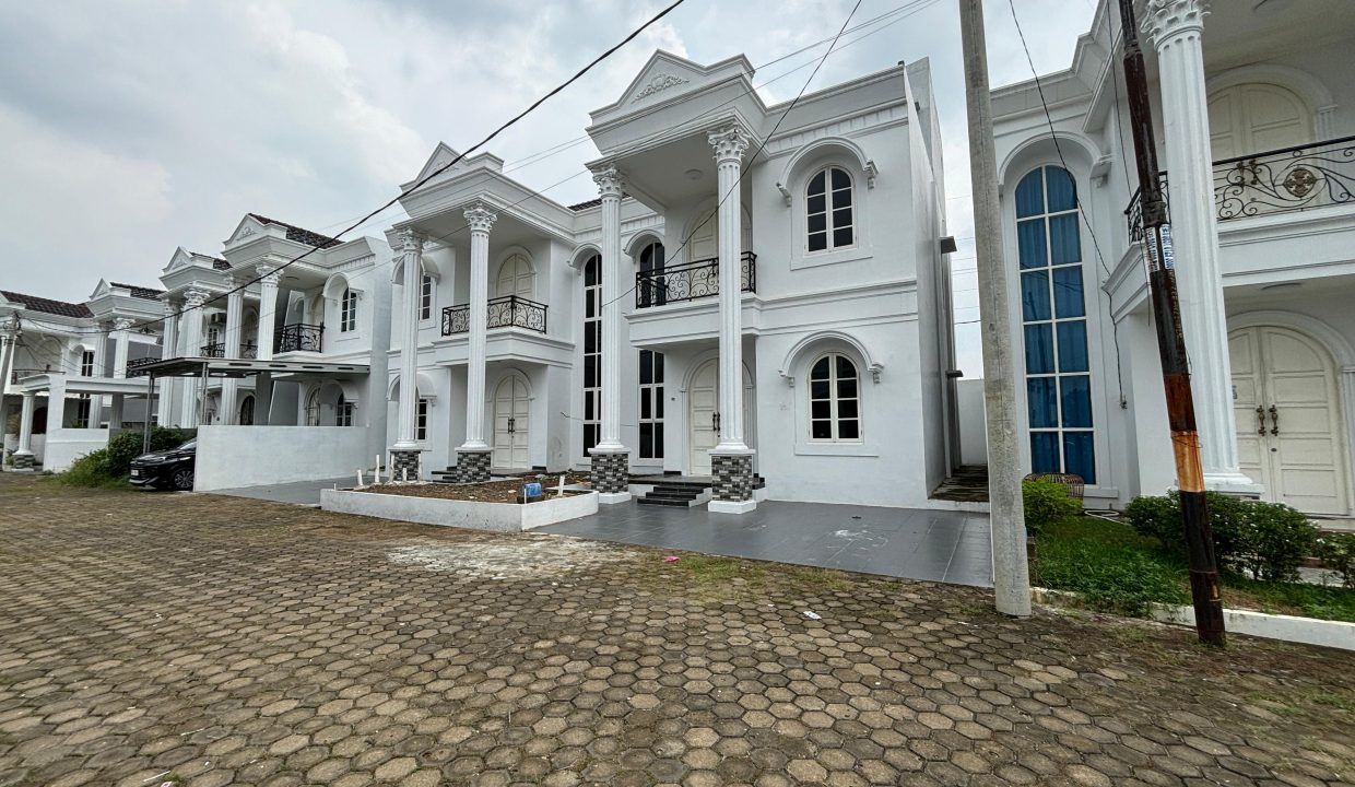 DIJUAL 2 TOWNHOUSE PERMATA (1)