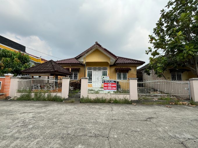 DIJUAL RUMAH JALAN CENDANA I BELAKANG DEKRANASDA JAKABARING PALEMBANG