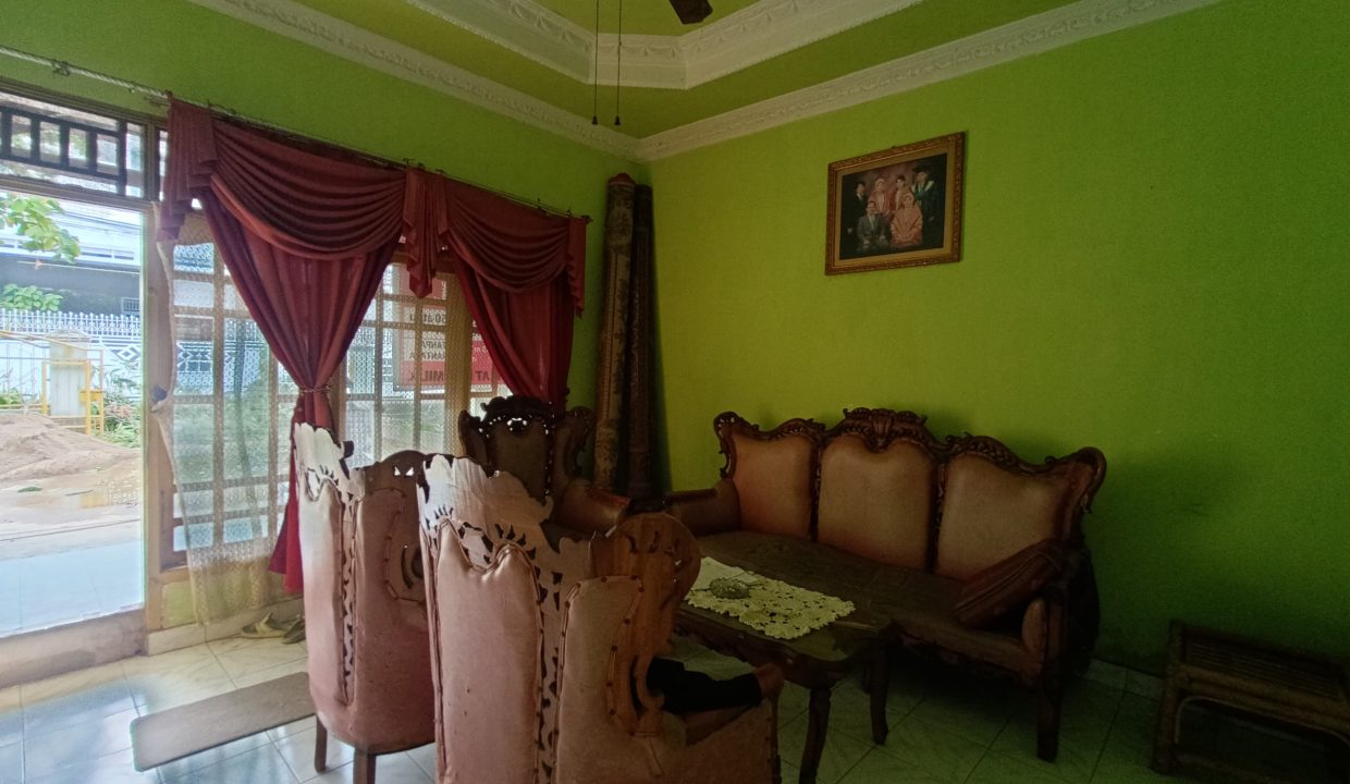 DIJUAL RUMAH JALAN LETNAN SIMANJUNTAK DEKAT RS HERMINA PALEMBANG (5)