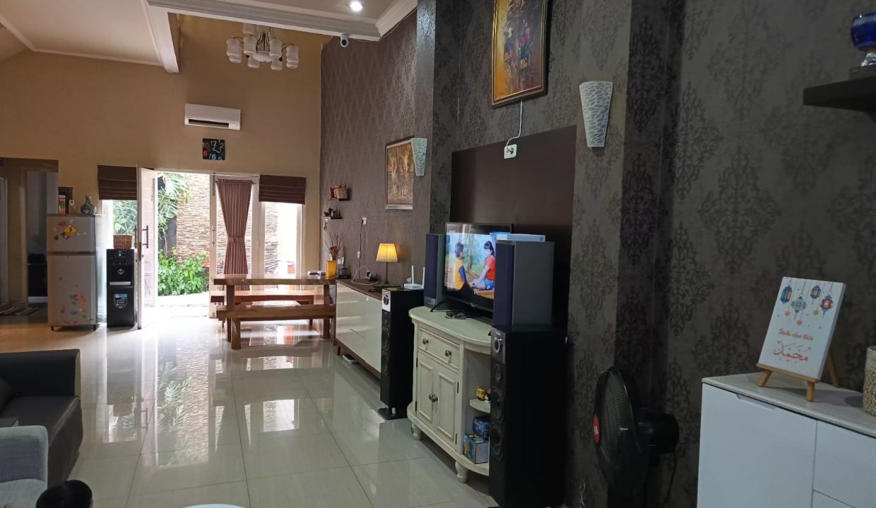 DIJUAL RUMAH KOMPLEK YKP 1 PAKJO PALEMBANG (1,4)