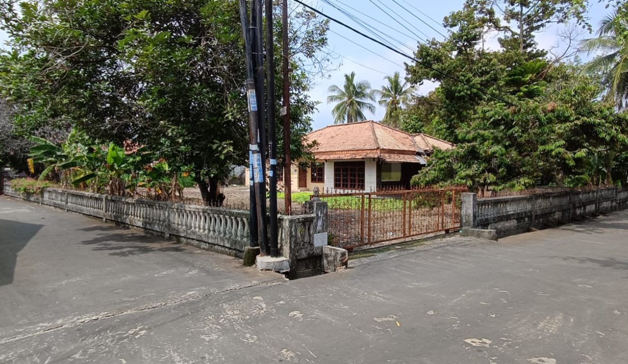 DIJUAL RUMAH LAMA DEKAT BMKG PALEMBANG (1)
