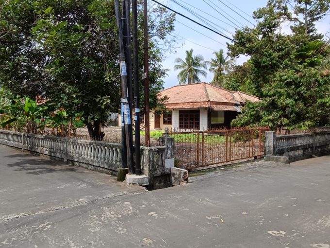 DIJUAL RUMAH LAMA DEKAT BMKG PALEMBANG (1)