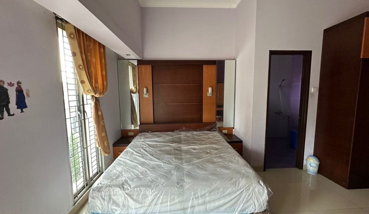 DIJUAL RUMAH MEWAH HOOK TAMAN KENTEN PALEMBANG (10)