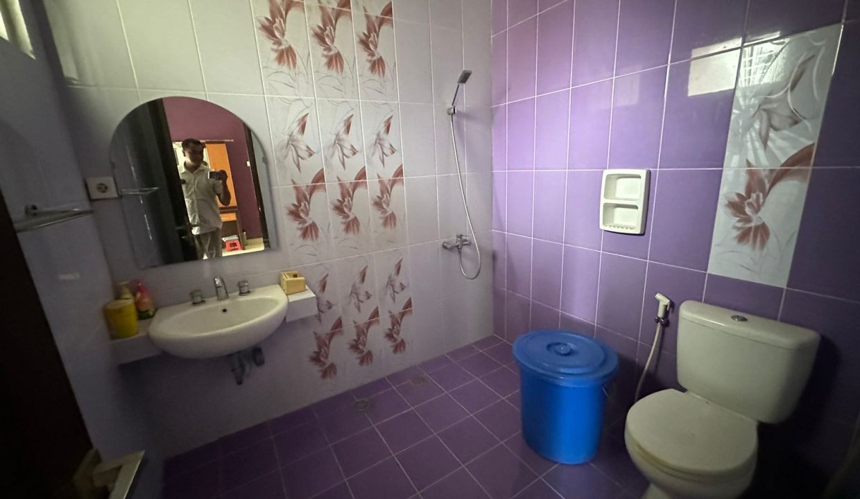 DIJUAL RUMAH MEWAH HOOK TAMAN KENTEN PALEMBANG (11)