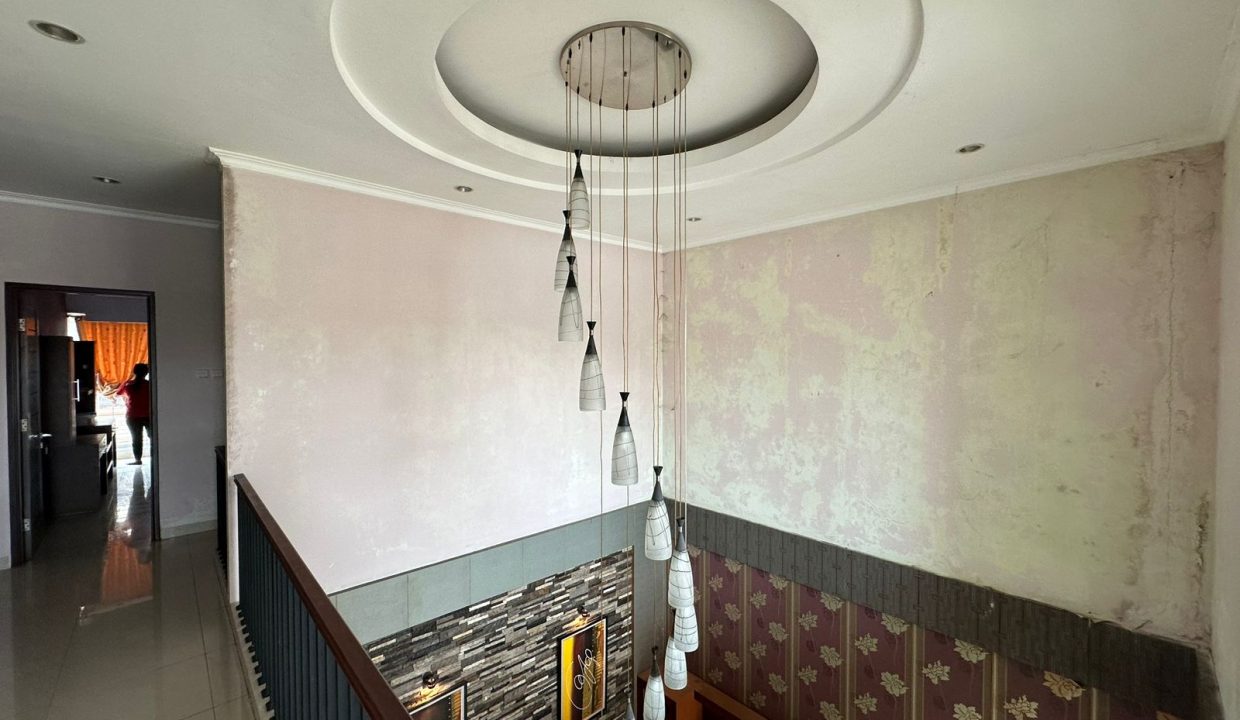DIJUAL RUMAH MEWAH HOOK TAMAN KENTEN PALEMBANG (9)