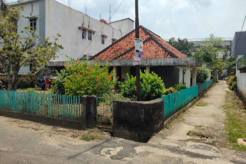 DIJUAL RUMAH PLUS TANAH DWIKORA PALEMBANG (1)