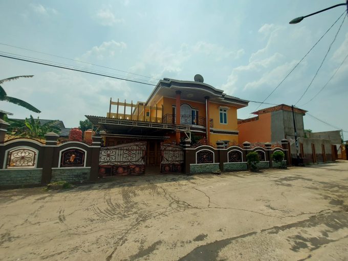 DIJUAL RUMAH BESAR KOMPLEK TAMAN INDAH MASKAREBET PALEMBANG