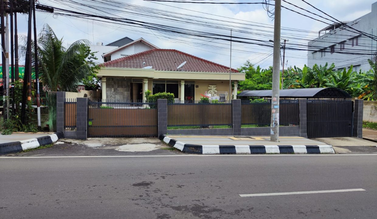 DIJUAL RUMAH ELITE ANGKATAN 45 PALEMBANG (2)
