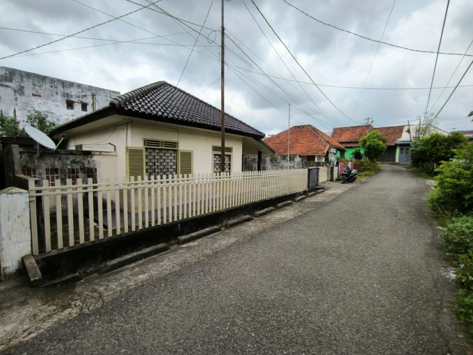 DIJUAL RUMAH JALAN LETNAN HADIN - SUDIRMAN PALEMBANG (1)