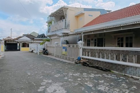 DIJUAL RUMAH JALAN LETNAN MUROD PALEMBANG (1)