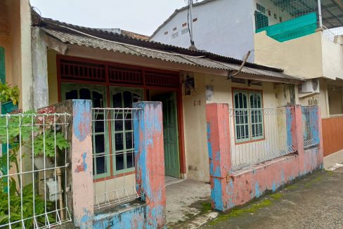 DIJUAL RUMAH KOMPLEK BOUGENVILLE KM 7 PALEMBANG (0,3)