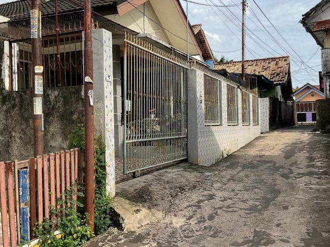 DIJUAL RUMAH SIAP HUNI JALAN PUTRI KEMBANG DADAR ILIR BARAT I PALEMBANG