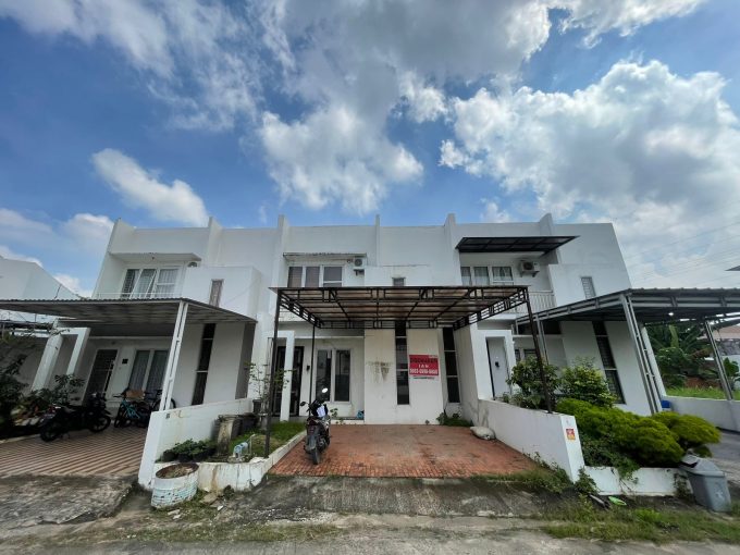DIJUAL RUMAH KOMPLEK DEMANG NINGRAT DEMANG LEBAR DAUN PALEMBANG