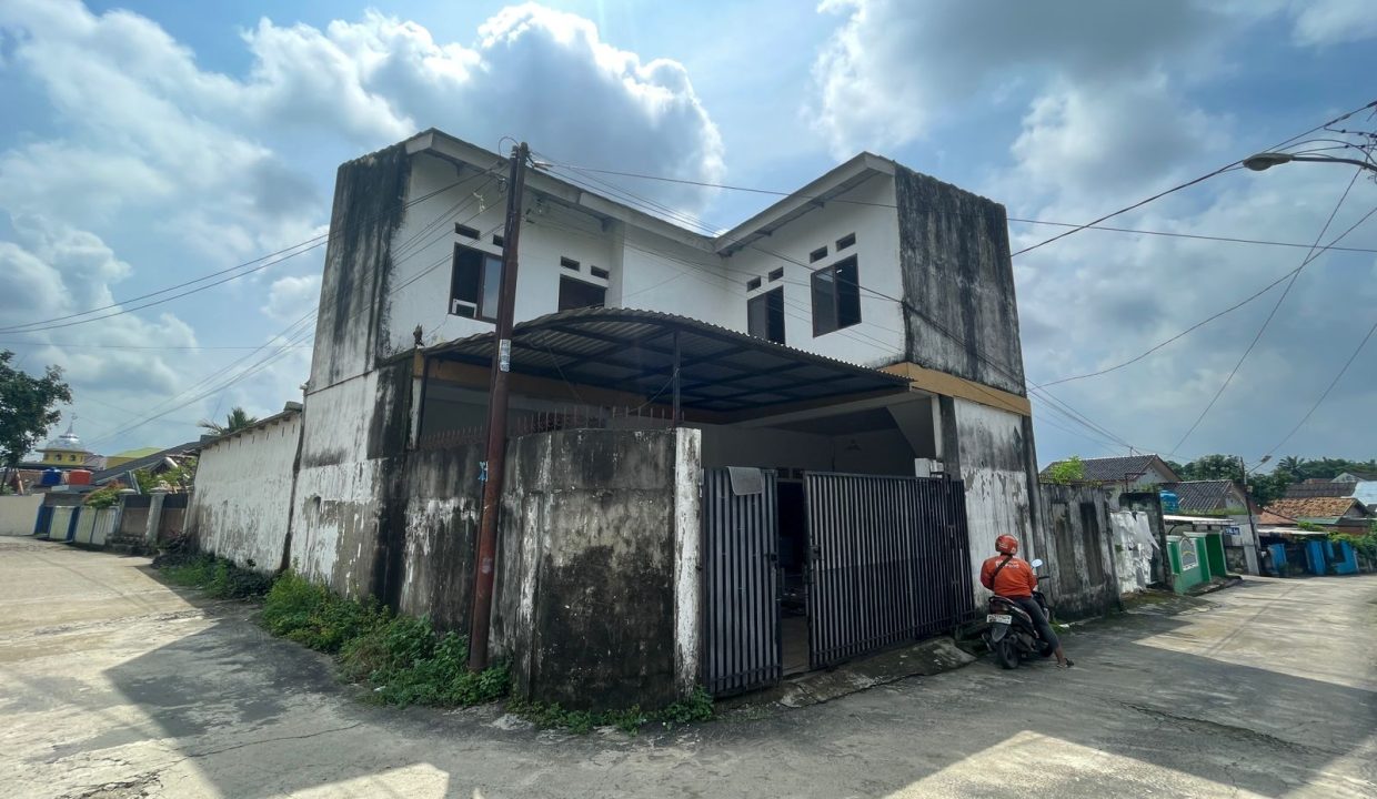 DIJUAL RUMAH MAYOR ZURBI BUSTAN SUKAJAYA PALEMBANG (0,2)