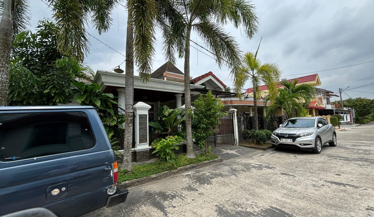 DIJUAL RUMAH EKSKLUSIF POLIGON PALEMBANG (4)