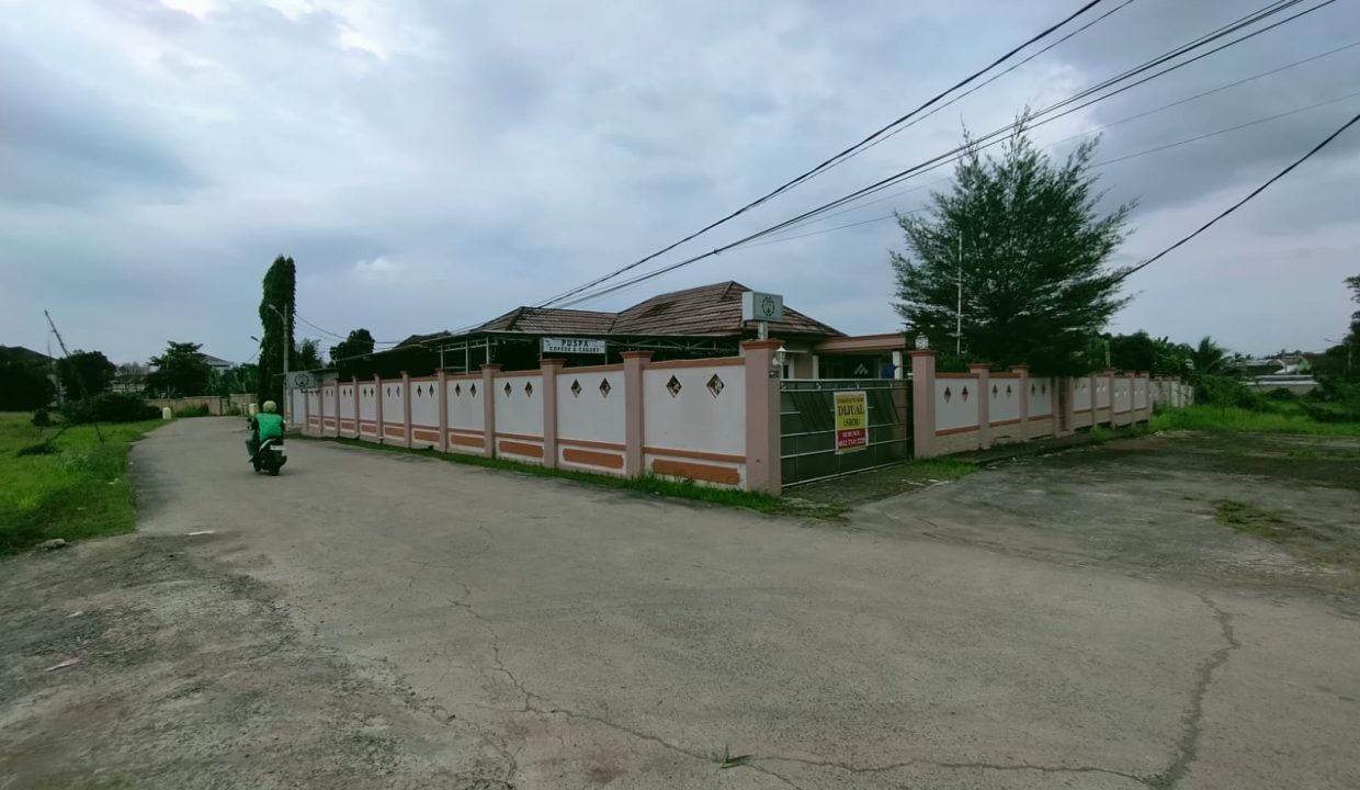 DIJUAL RUMAH KONSEP VILLA KENTEN SUKAMAJU PALEMBANG (3)