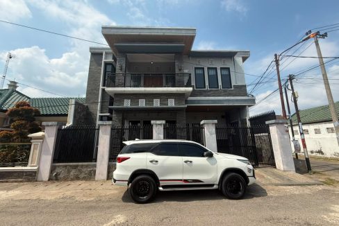 DIJUAL RUMAH PURI DEMANG RAYA PALEMBANG (2)