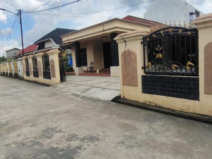 DIJUAL RUMAH LAHAN LUAS DEKAT JALAN BAMBANG UTOYO LEMABANG PALEMBANG
