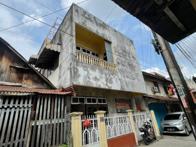 DIJUAL RUMAH JALAN MAYOR SALIM BATUBARA SEKIP PALEMBANG