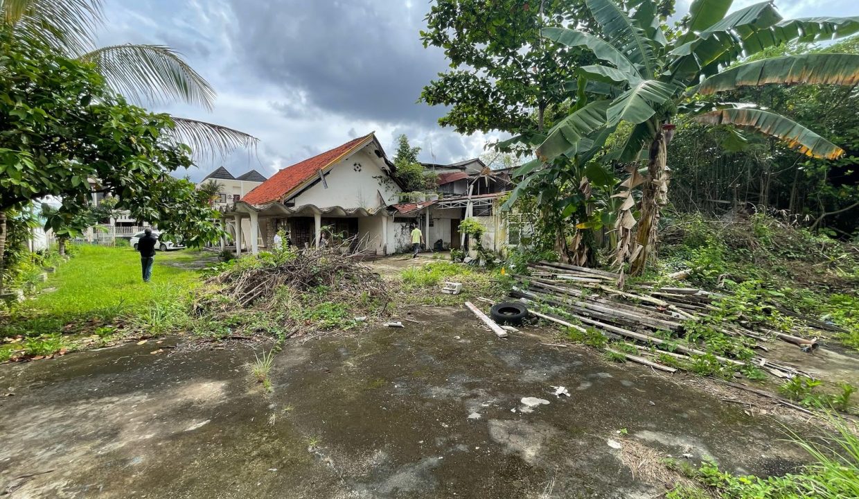 TANAH KOMPLEK PU SEKIP PALEMBANG (1,21)