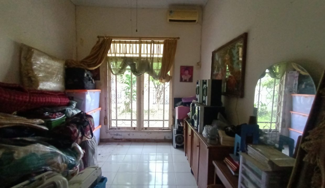 DIJUAL RUMAH HOOK KOMPLEK POLIGON PALEMBANG (11)