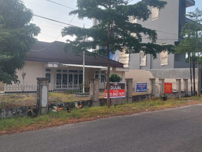 DIJUAL RUMAH LAMA TANAH LUAS JALAN GAJAH KEDAMAIAN PERMAI PALEMBANG (1)