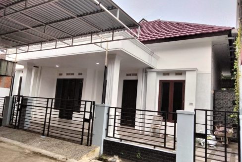 DIJUAL RUMAH LR SETUNGGAL PALEMBANG (1)