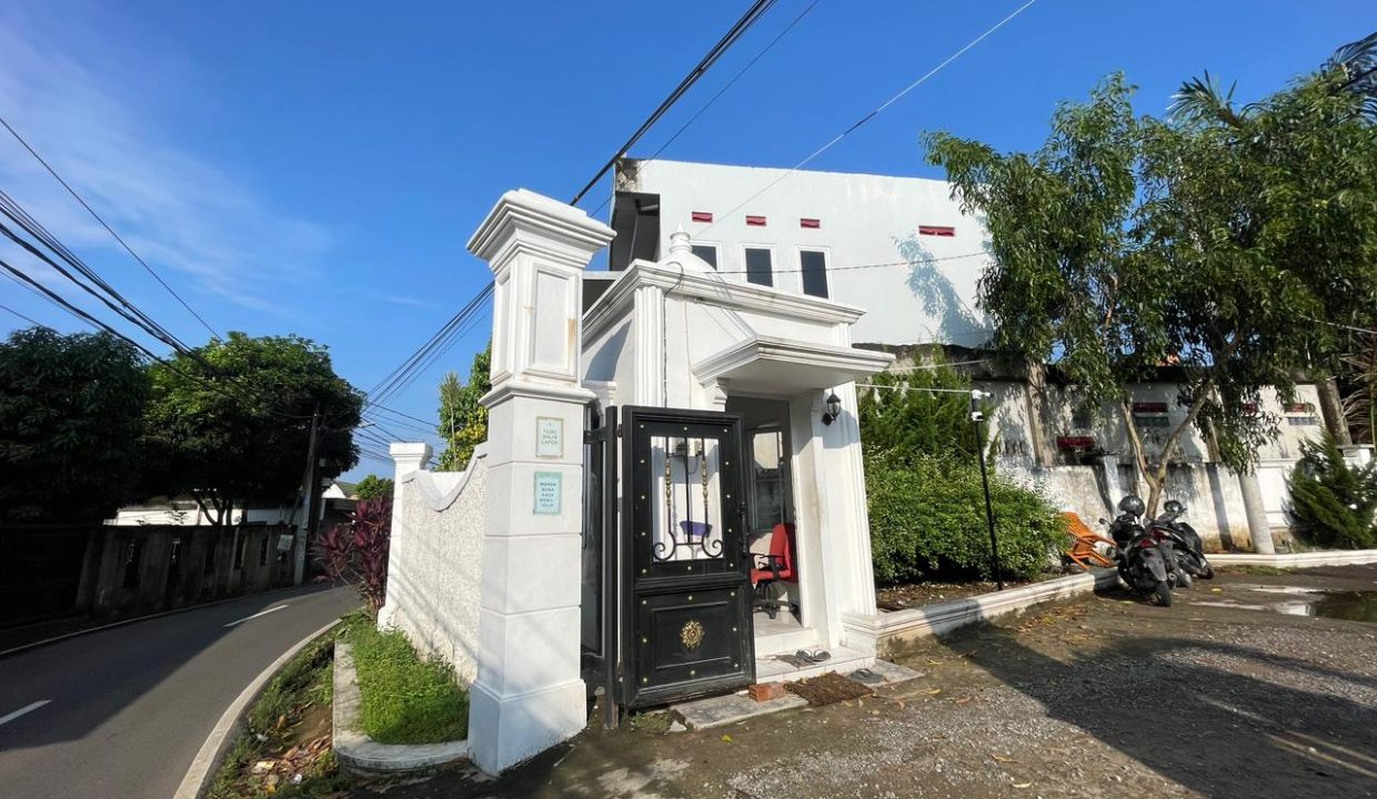 DIJUAL RUMAH MEWAH AMERICAN CLASSIC LEA RESIDENCE PALEMBANG (4)