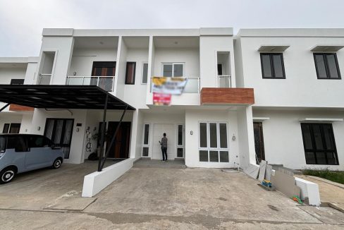 DIJUAL TOWNHOUSE BARU TAMAN KENTEN PALEMBANG(1,6)