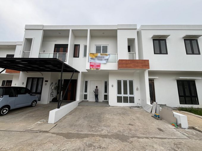 DIJUAL TOWNHOUSE BARU TAMAN KENTEN PALEMBANG(1,6)