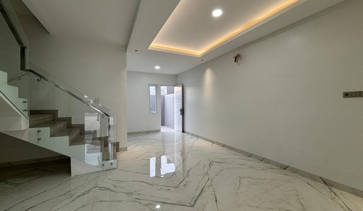 DIJUAL TOWNHOUSE BARU TAMAN KENTEN PALEMBANG(32)