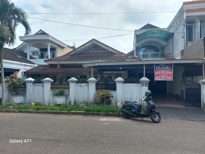 RUMAH KOMPLEK BUKIT SEJAHTERA POLIGON PALEMBANG (1)