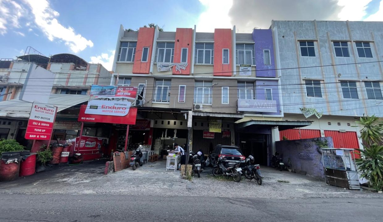 3 LANTAI RUKO JALAN AMPIBI SEKIP PALEMBANG (1)