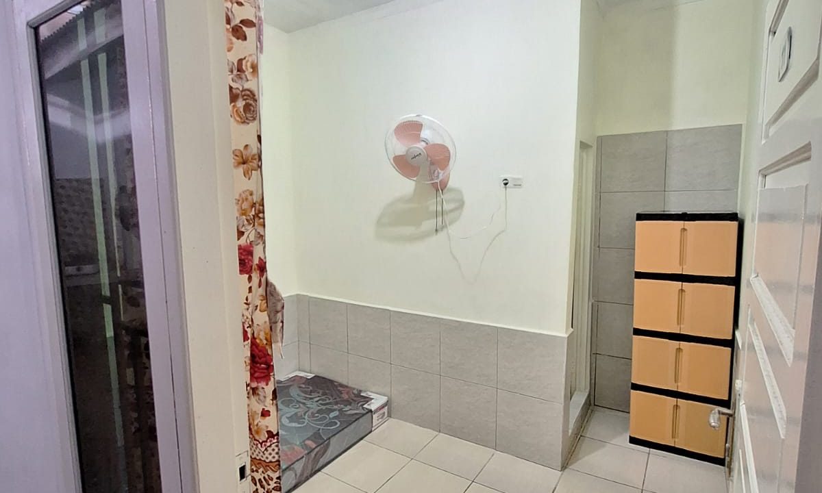 DIJUAL KOST PUTRI DEPAN UNSRI BUKIT PALEMBANG (2)