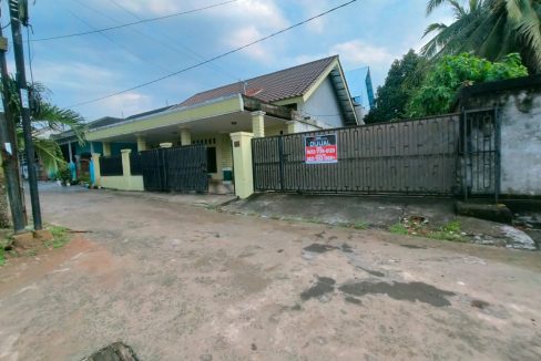 DIJUAL RUMAH BONUS TANAH KOMPLEK KELAPA GADING KM 9 PALEMBANG (1)