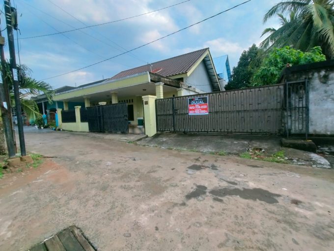 DIJUAL RUMAH + TANAH JALAN PENGADILAN TINGGI KOMPLEK KELAPA GADING KM 9 PALEMBANG